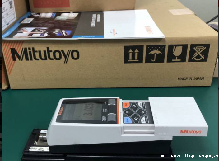 日本进口Mitutoyo三丰SJ-410便携式表面粗糙度仪带光泽度打印机 